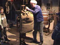 Le diable avec un manivelle