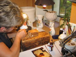 Drehscheibe zum Malen eines gleichmäßigen Goldrandes